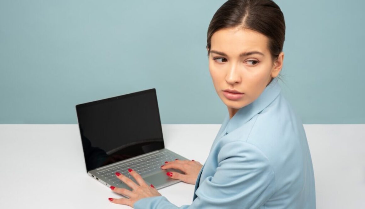 Jak chronić dane na smartfonie - zasady cyberhigieny